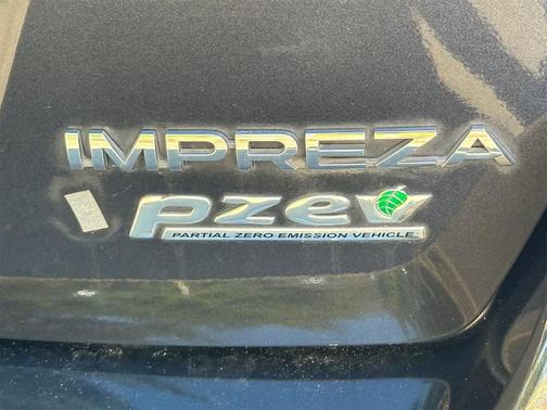 2013 Subaru Impreza 2.0i Premium