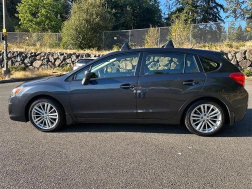 2013 Subaru Impreza 2.0i Premium