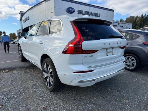 2022 Volvo XC60 Recharge Plug-In Hybrid INSCRIPTION