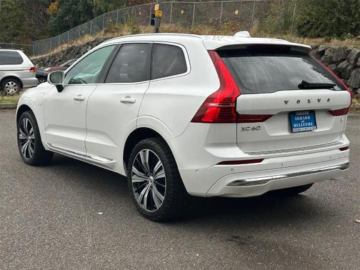 2022 Volvo XC60 Recharge Plug-In Hybrid INSCRIPTION