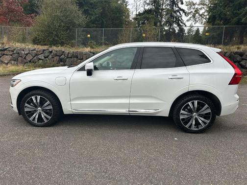 2022 Volvo XC60 Recharge Plug-In Hybrid INSCRIPTION