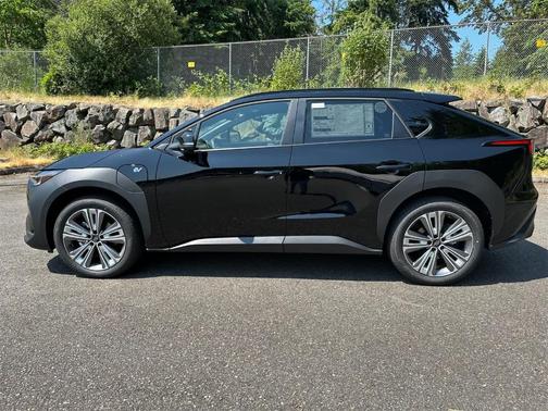 2025 Subaru Solterra Limited