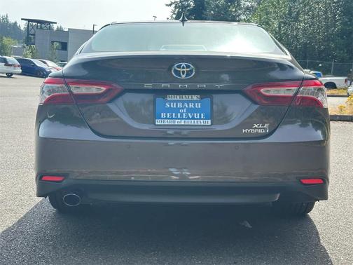2018 Toyota Camry Hybrid XLE