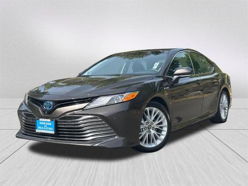 2018 Toyota Camry Hybrid XLE