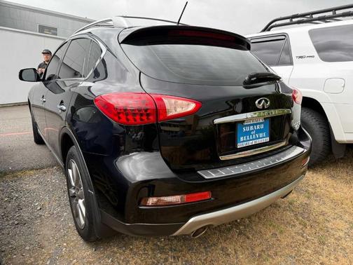 2017 INFINITI QX50 Base