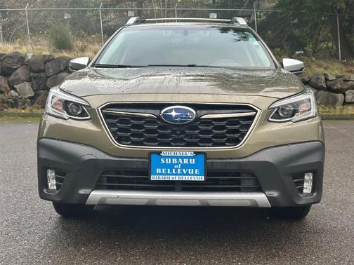 2022 Subaru Outback Touring XT