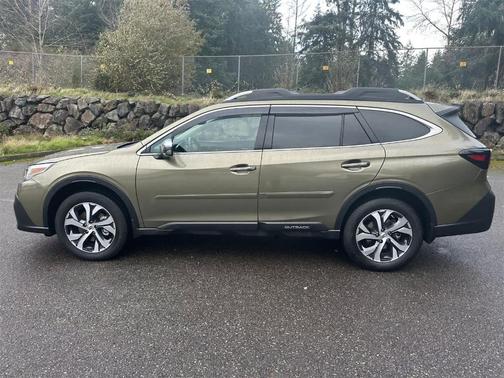 2022 Subaru Outback Touring XT