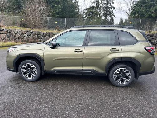 Autumn Green Metallic 2026 Subaru Forester Premium