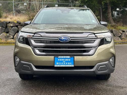 Autumn Green Metallic 2026 Subaru Forester Premium