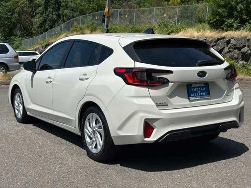 Crystal White Pearl 2024 Subaru Impreza Base