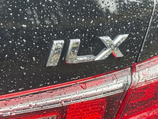 2017 Acura ILX w/AcuraWatch Plus