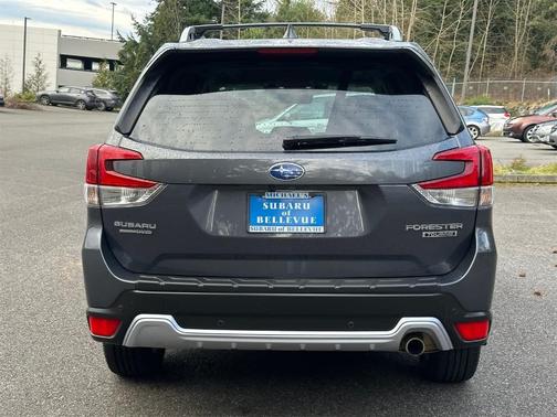2023 Subaru Forester Touring