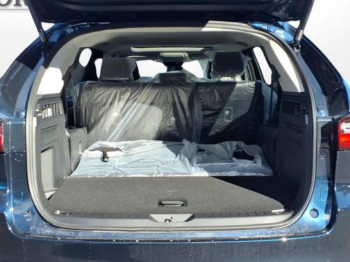 Deep Crystal Blue Mica 2026 Mazda CX-90 3.3 Turbo Preferred