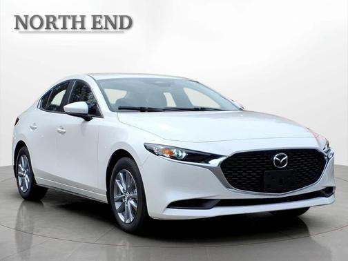 Snowflake White Pearl Mica 2026 Mazda Mazda3 FWD