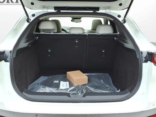 Snowflake White Pearl Mica 2026 Mazda CX-30 2.5 S