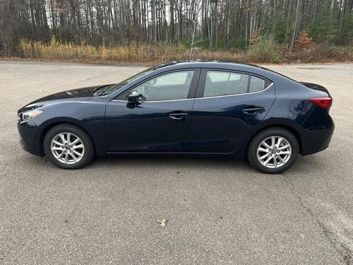 2016 Mazda Mazda3 i Sport