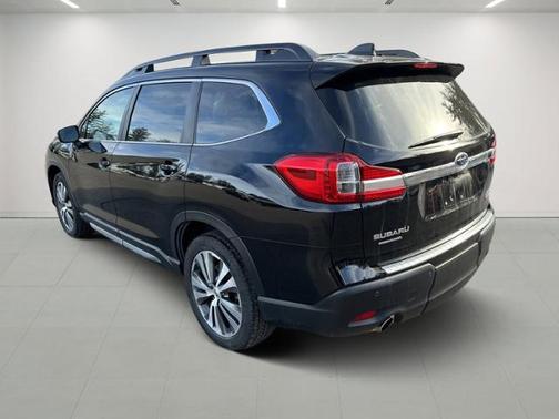 Crystal Black Silica 2021 Subaru Ascent Limited 7-Passenger