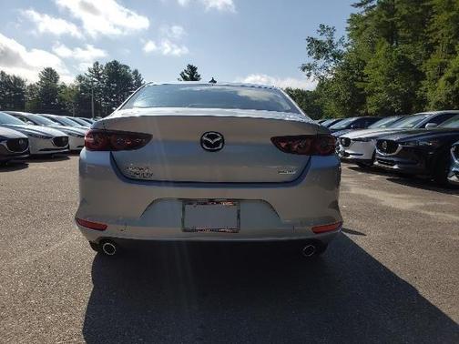 SONIC SILVER METALLIC 2019 Mazda Mazda3 FWD w/Premium Package