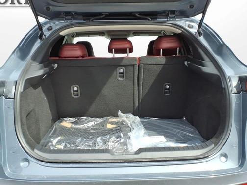 Polymetal Gray Metallic 2026 Mazda CX-30 2.5 S Carbon Edition