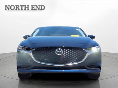 2025 Mazda Mazda3 FWD w/Preferred Package