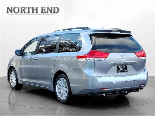 2013 Toyota Sienna XLE