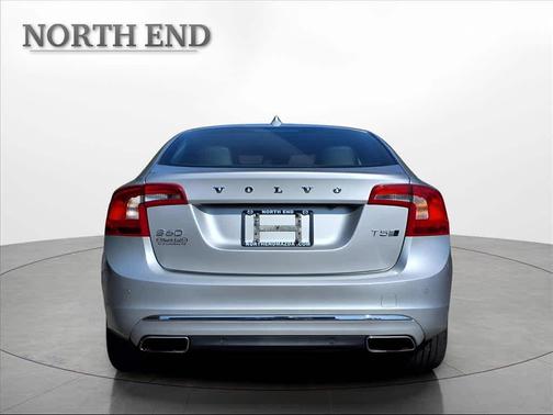 2018 Volvo S60 Inscription T5 Platinum