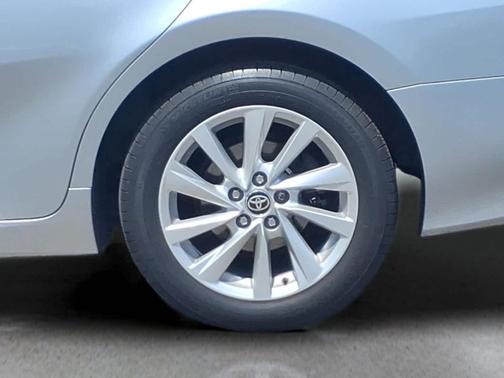 Celestial Silver Metallic 2021 Toyota Camry LE