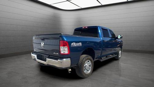 2020 RAM 2500 Tradesman Crew Cab 4X4 6'4' Box