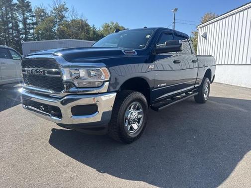 2020 RAM 2500 Tradesman Crew Cab 4X4 6'4' Box