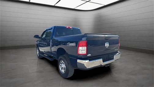 2020 RAM 2500 Tradesman Crew Cab 4X4 6'4' Box