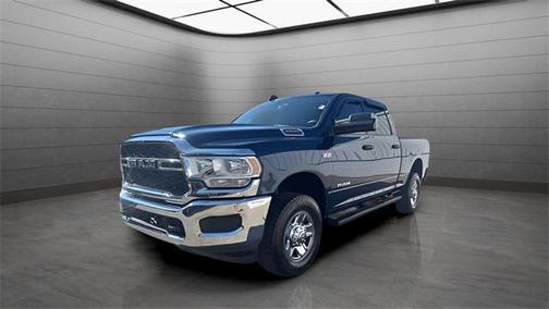 2020 RAM 2500 Tradesman Crew Cab 4X4 6'4' Box