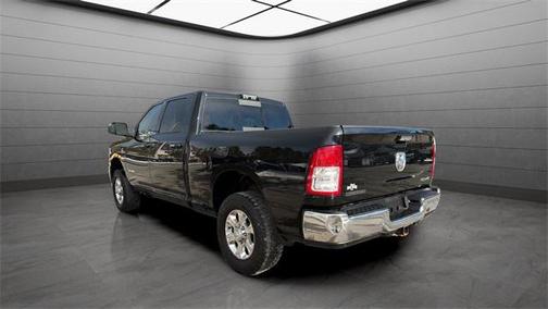 2019 RAM 3500 Big Horn Crew Cab 4x4 6'4' Box