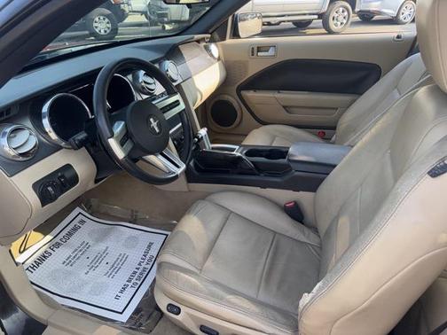 2006 Ford Mustang Base