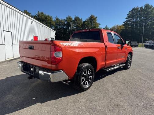 2017 Toyota Tundra SR5