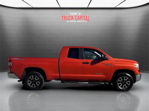 2017 Toyota Tundra SR5