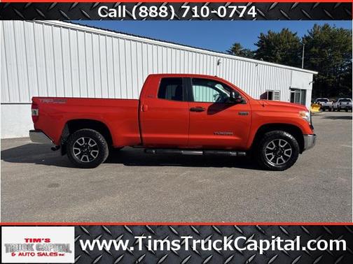 2017 Toyota Tundra SR5