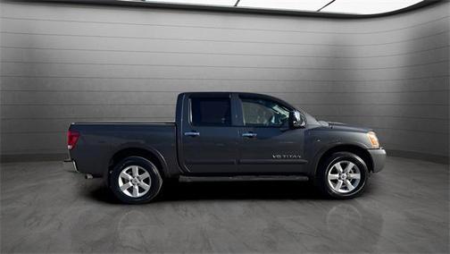 2010 Nissan Titan LE