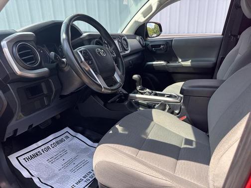 2017 Toyota Tacoma SR5