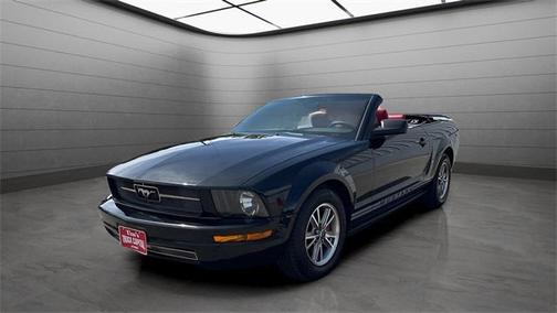 2005 Ford Mustang Deluxe