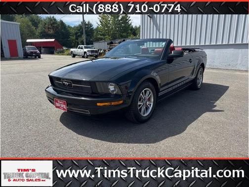 2005 Ford Mustang Deluxe