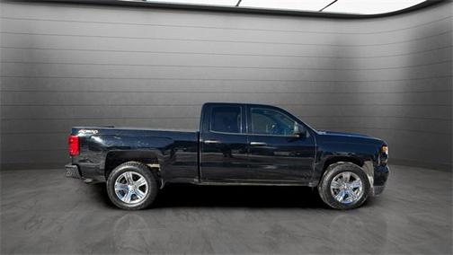 2017 Chevrolet Silverado 1500 Custom