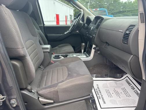 2010 Nissan Pathfinder SE