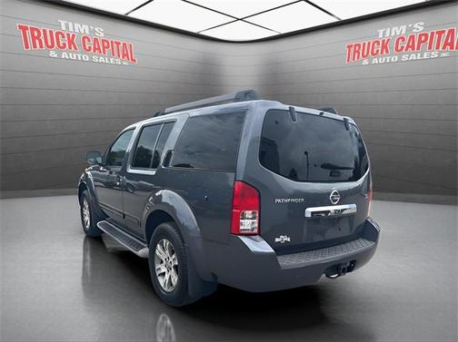 2010 Nissan Pathfinder SE