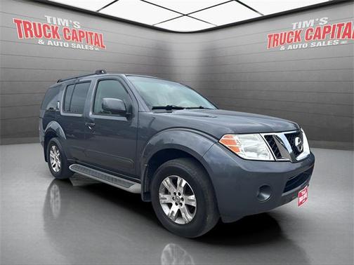 2010 Nissan Pathfinder SE