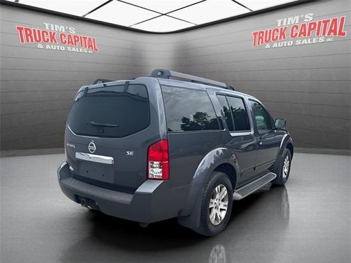 2010 Nissan Pathfinder SE