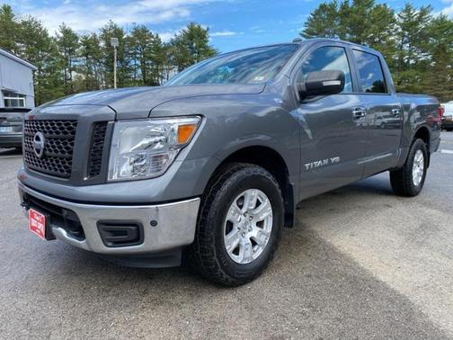 2019 Nissan Titan SV