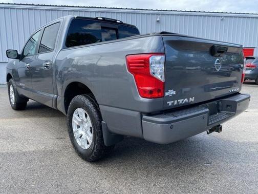 2019 Nissan Titan SV