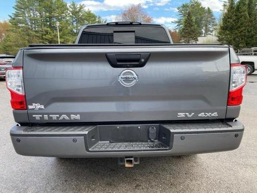 2019 Nissan Titan SV