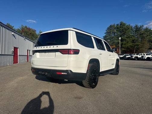 2022 Jeep Wagoneer Series II Carbide 4x4