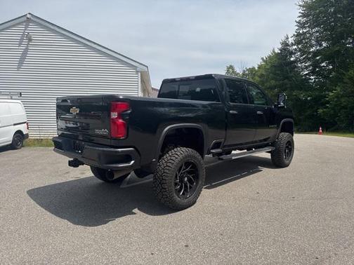 2022 Chevrolet Silverado 2500 High Country